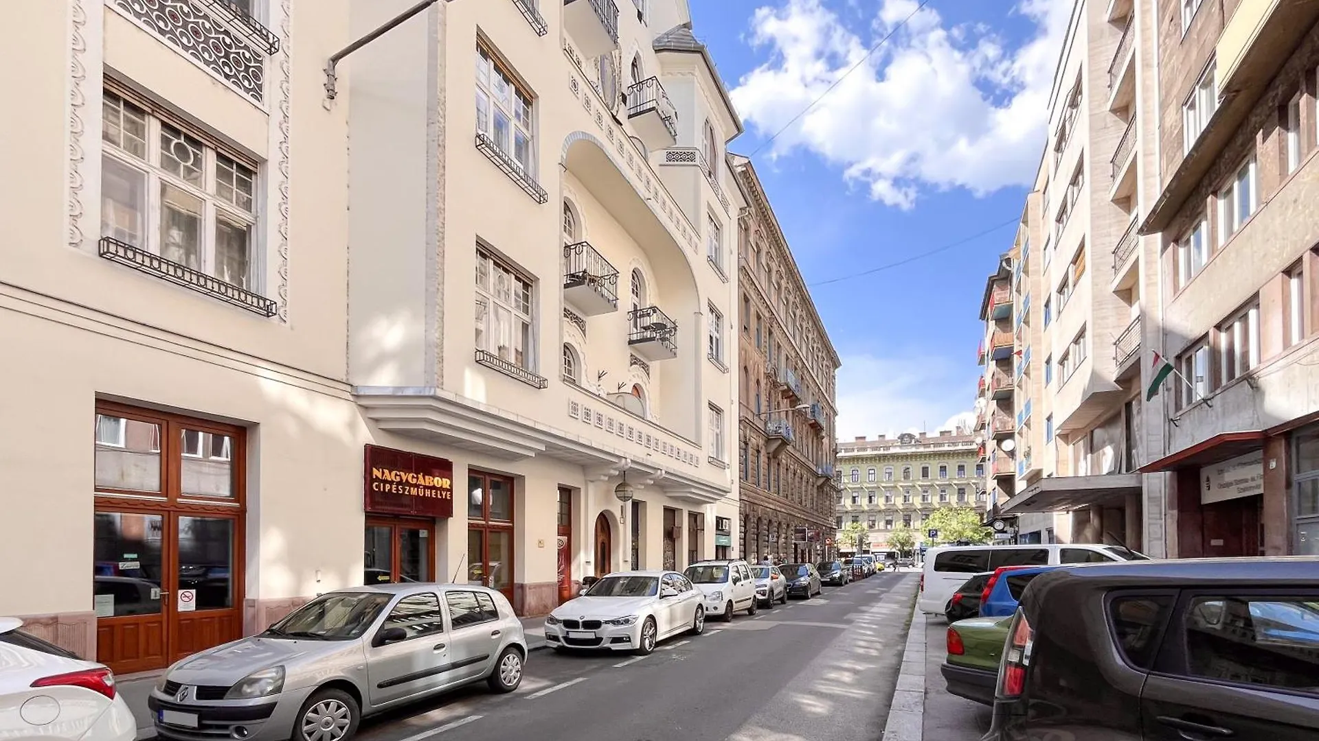 Charming Downtown Apartment Budapešť